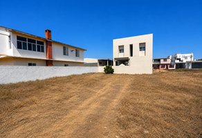 Foto de inmueble en 24 norte, Col. Playas de Chapultepec C.P. 22785, Ensenada
