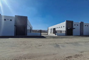 Foto de inmueble en atrás de plaza Carranza, Col. Real del Castillo C.P. 21379, Mexicali