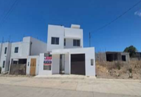 Foto de inmueble en Profesor Víctor Bucardo Hernández, Col. Rosamar C.P. 22705, Playas de Rosarito