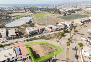 Foto de inmueble en Lago Victoria esquina con Lagos Sur #s/n, Col. Valle Dorado Sección Lagos C.P. 22890, Ensenada