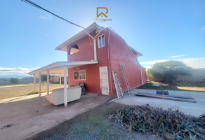 Foto de inmueble en AV AGRICULTORES, Col. Villa del Real C.P. 22785, Ensenada