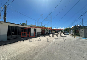 Foto de inmueble en calle 53, Col. Electricistas C.P. 24120, Carmen
