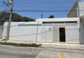 Foto de inmueble en Crisantema, Col. Esperanza C.P. 24080, Campeche