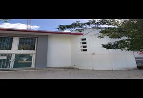 Foto de inmueble en av maestros campechanos, Col. Flor de Liz C.P. 24090, Campeche