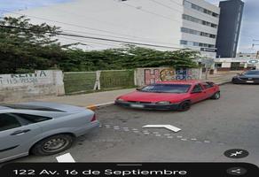 Foto de inmueble en Av 16 de septiembre, Col. San Francisco de Campeche  Centro. C.P. 24000, Campeche
