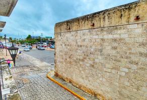 Foto de inmueble en calle 18, Col. San Francisco de Campeche  Centro. C.P. 24000, Campeche