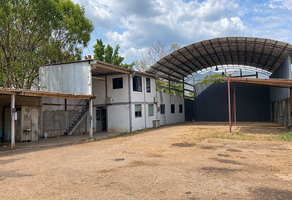 Foto de inmueble en Tres, Col. Jardines del Grijalva C.P. 29165, Chiapa de Corzo