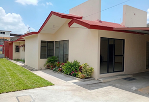 Foto de inmueble en 5a. Avenida Norte, Col. Tapachula Centro C.P. 03700, Tapachula