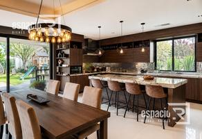 Foto de inmueble en Casa EN Venta EN Mision DEL Valle CON Amplio Jardín Y Cuarto DE Servicio, Col. Valle Escondido C.P. 31526, Cuauhtémoc