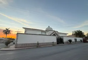 Foto de inmueble en Av Guadalajara esquina Francisco Lozano #S/N, Col. Granjas San Isidro C.P. 27100, Torreón