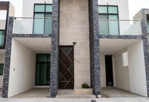Foto de inmueble en Circuito Encino Rojo Sur #325, Villas de Guadalupe, Saltillo, Col. Magisterio C.P. 25294, Saltillo