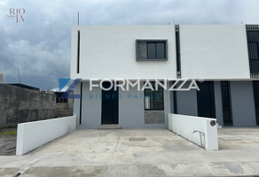 Foto de inmueble en C. Ebro, Residencial Punto Rioja, Colima, Col. El Mirador de Colima C.P. 28047, Colima