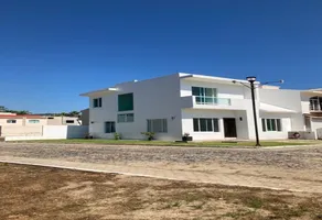Foto de inmueble en RESIDENCIAL LA JOYA #40, Col. La Joya C.P. 28868, Manzanillo