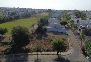 Foto de inmueble en AV CARRANZA, Col. Paseo de la Hacienda C.P. 28017, Colima