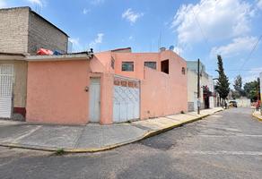 Foto de inmueble en Casa en Esquina en Venta Para Remodelar en Constitución de la República #98, Col. Constitución de La República C.P. 07469, Gustavo A. Madero