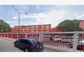 Foto de inmueble en  L. PORTILLO #O, Col. El Rosario C.P. 02100, Azcapotzalco