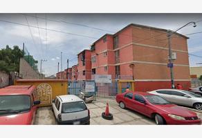 Foto de inmueble en PORVENIR #54, Col. Las Arboledas C.P. 13219, Tláhuac