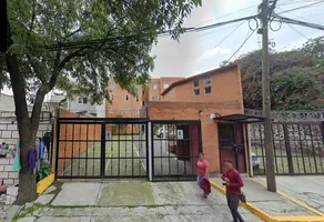 Foto de inmueble en Alfredo de la Huerta #107, Col. Miguel Hidalgo 3A Sección C.P. 14250, Tlalpan