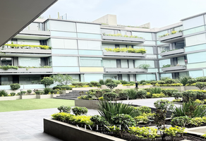 Foto de inmueble en Calzada del Hueso, Col. Nueva Oriental Coapa C.P. 14300, Tlalpan