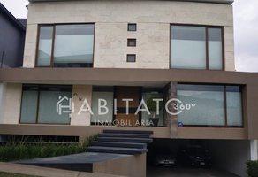 Foto de inmueble en Av. de los Poetas, Col. San Mateo Tlaltenango C.P. 05600, Cuajimalpa de Morelos