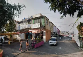 Foto de inmueble en Avenida Hidalgo #502, Col. San Nicolás Tolentino C.P. 09850, Iztapalapa