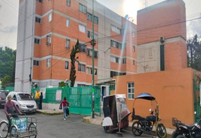 Foto de inmueble en Francisco Cesar Morales, Col. Santa Martha Acatitla Norte C.P. 09140, Iztapalapa