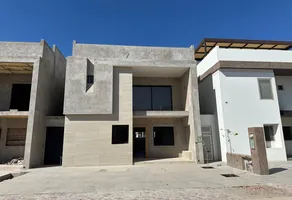 Foto de inmueble en Ciruelos, Col. Altozano la Nueva Laguna C.P. 35140, Gómez Palacio