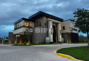Foto de inmueble en la cantera, Col. Las Privanzas C.P. 34186, Durango