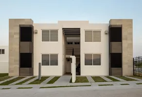 Foto de inmueble en Blvd. José María Morelos, esquina con Blvd. El Saucillo #100, Col. Cordillera C.P. 37669, León