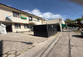 Foto de inmueble en Paseo de las fresas, Col. Jardines de Irapuato C.P. 36660, Irapuato