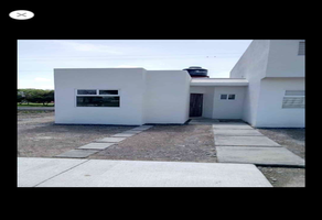 Foto de inmueble en Emiliano Zapata, Col. Las Colinas C.P. 36113, Silao de la Victoria