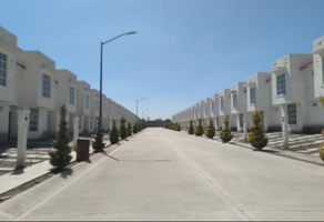 Foto de inmueble en Circuito Quintas del Bosques, Col. Residencial las Palmas C.P. 36297, Silao de la Victoria