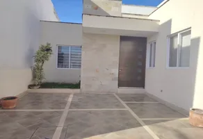 Foto de inmueble en Sin nombre de calle #S/N, Col. Trento C.P. 36670, Irapuato