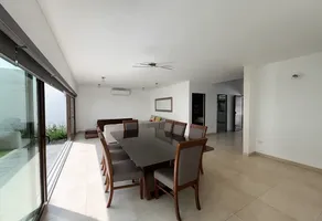 Foto de inmueble en PASEO DE LOS VIENTOS #333, Col. Villas de Irapuato C.P. 36670, Irapuato
