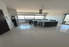 Foto de inmueble en Paseo de las Estrellas #S/N, Col. Villas de Irapuato C.P. 36670, Irapuato