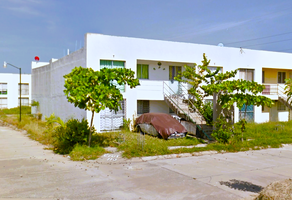 Foto de inmueble en Avenida Bonfil, Col. Costa Dorada C.P. 39906, Acapulco de Juárez