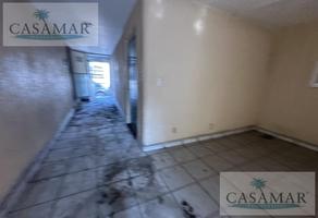 Foto de inmueble en AV. Insurgentes 2 #2, Col. Hornos C.P. 39355, Acapulco de Juárez