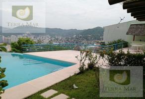 Foto de inmueble en Venta de Casa en Joyas de Brisamar; 6 Recámaras., Col. Joyas de Brisamar C.P. 39865, Acapulco de Juárez