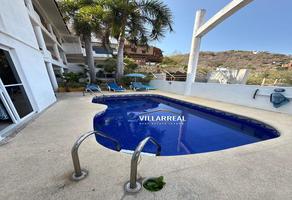 Foto de inmueble en ESCENICA LAS GATAS, Col. La Puerta C.P. 40880, Zihuatanejo de Azueta