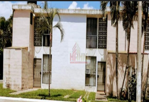 Foto de inmueble en Carretera Pinotepa Nacional, Poblado de Tunzingo 26, Col. Las Palmas C.P. 39904, Acapulco de Juárez