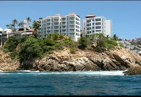 Foto de inmueble en La explanada #25, Col. Las Playas C.P. 39390, Acapulco de Juárez