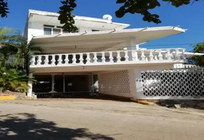 Foto de inmueble en Cto. Amado Nervo #71, Col. Marbella C.P. 39450, Acapulco de Juárez