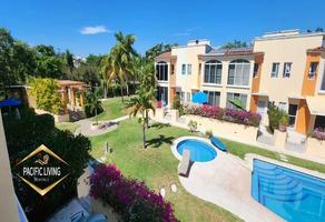 Foto de inmueble en BLVD PASEO IXTAPA, Col. Marina Ixtapa C.P. 40880, Zihuatanejo de Azueta