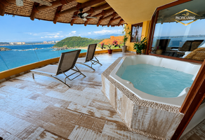 Foto de inmueble en Contramar, Col. Marina Ixtapa C.P. 40880, Zihuatanejo de Azueta