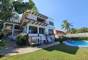 Foto de inmueble en Golondrinas, Col. Marina Ixtapa C.P. 40880, Zihuatanejo de Azueta
