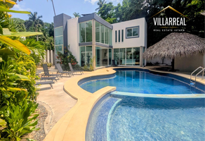 Foto de inmueble en Ixtapa, Col. Marina Ixtapa C.P. 40880, Zihuatanejo de Azueta