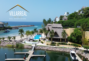 Foto de inmueble en Marina Ixtapa, Col. Marina Ixtapa C.P. 40880, Zihuatanejo de Azueta