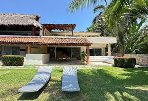 Foto de inmueble en Marina Ixtapa, Col. Marina Ixtapa C.P. 40880, Zihuatanejo de Azueta