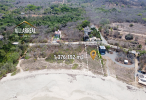 Foto de inmueble en TRONCONES, Col. Marina Ixtapa C.P. 40880, Zihuatanejo de Azueta