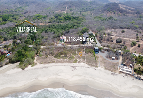 Foto de inmueble en TRONCONES, Col. Marina Ixtapa C.P. 40880, Zihuatanejo de Azueta
